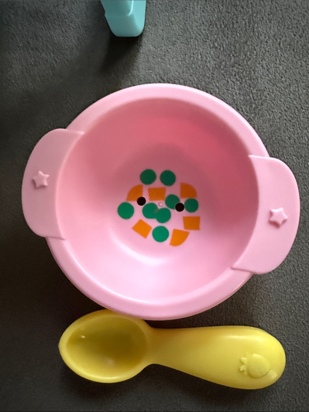 Fisher-Price Little People “Snack & Snooze” (Strawberry Baby) Playset - Picture 2 of 6